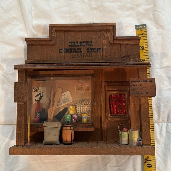 Vintage 🔥sale🔥miniature Haleiwa General Store Hawaii - Picture 7 of 7